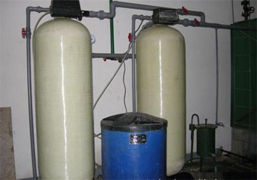 全自动软水器