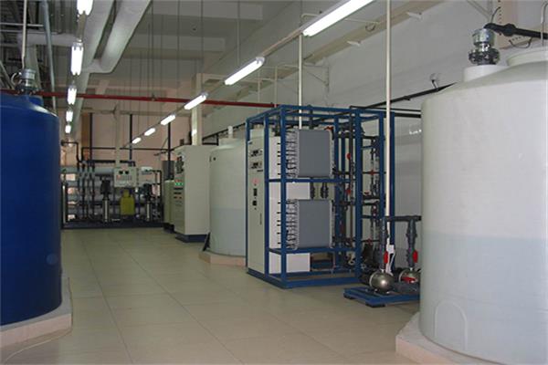 玻璃清洗用超纯水江南jiangnan(中国)解决方案