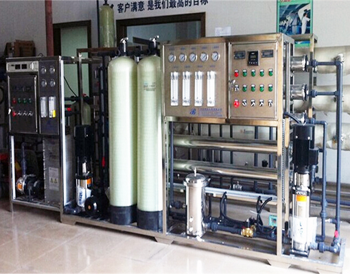 选择优质的纯化水江南jiangnan(中国)_这些选购技巧你知道吗